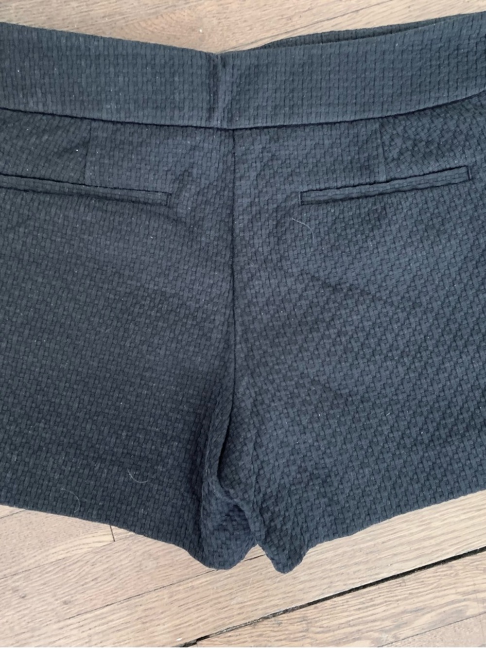 Loft Shorts Black Button Accent Women's Side Zipper Size 4 - Picture 4 of 4